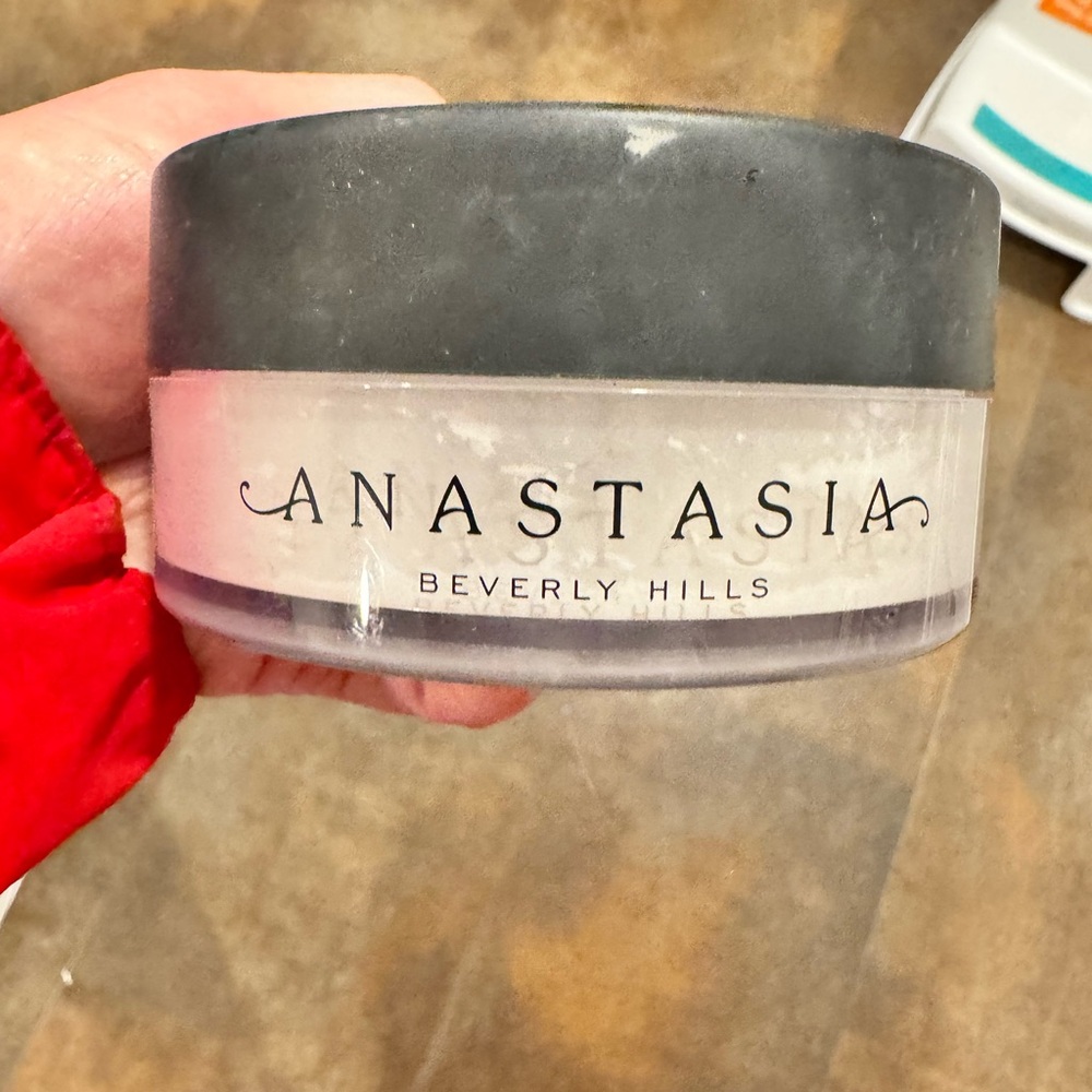 Anastasia Beverly Hills translucent setting Powder